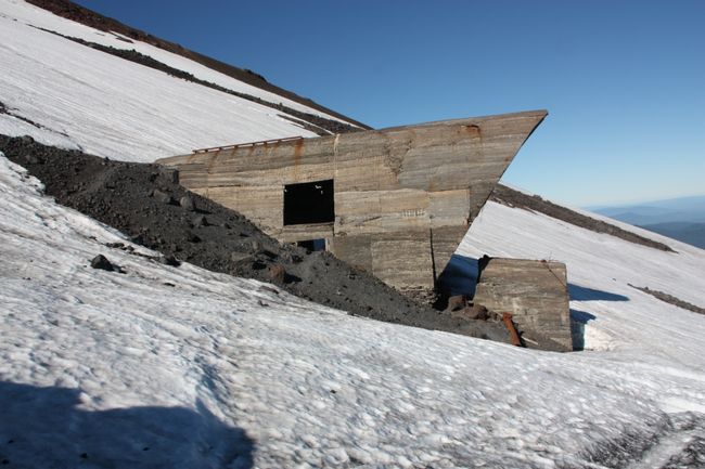 Alter Skilift der beim letzten großen Ausbruch zerstört wurde