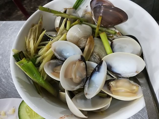 ... and delicious clams