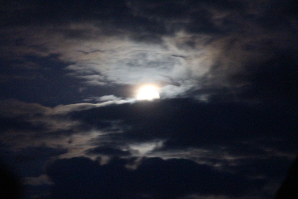 La luna esta noche