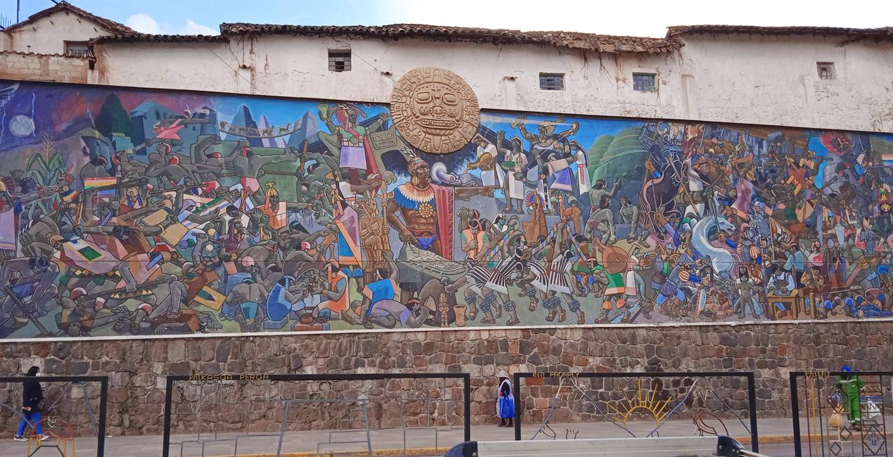 Mural, im Zentrum: Pachacutec, dem Machu Picchu zugeschrieben wird