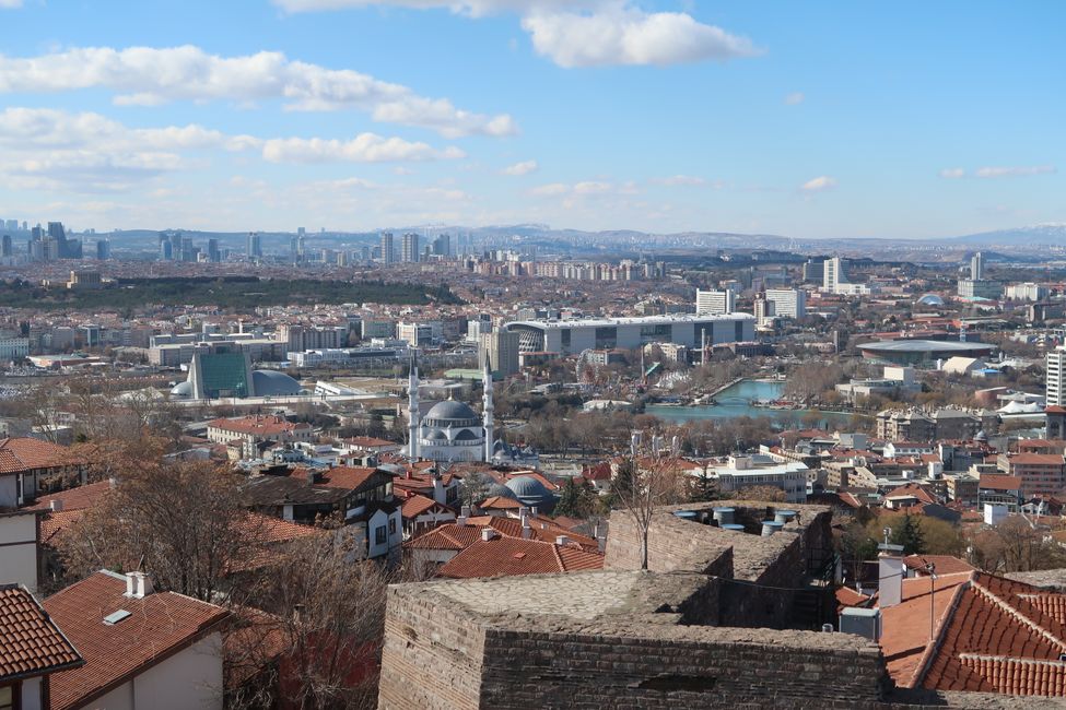 View of the Melike-Hatun Mosque and Genclik Park
