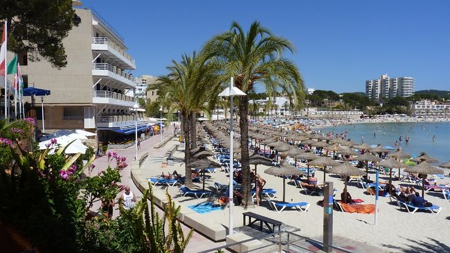 Wie plant man eine budgetfreundliche Mallorca-Reise?