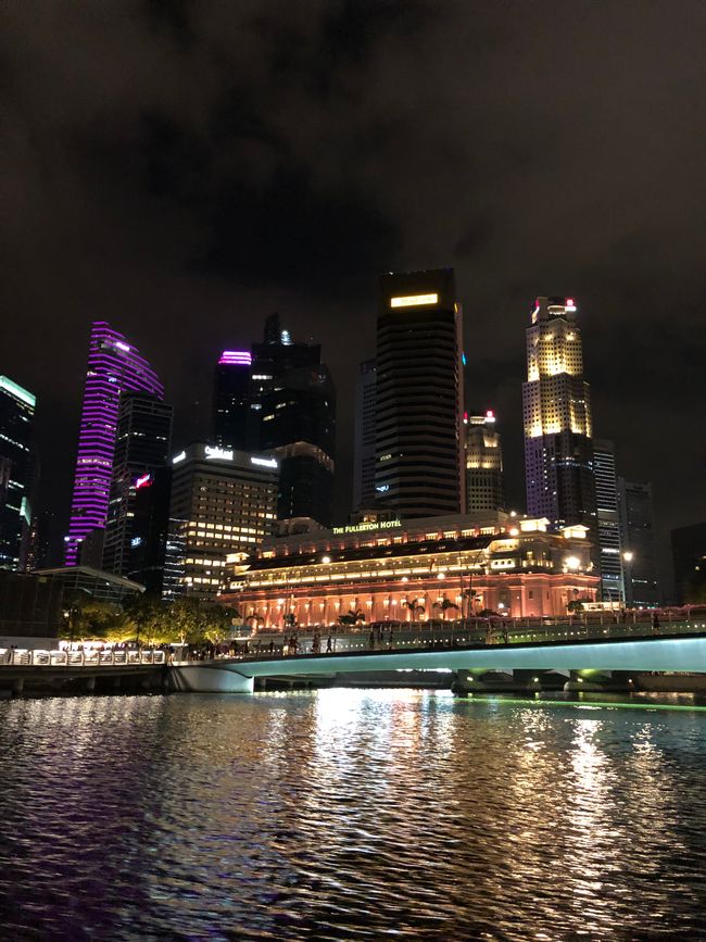 Tag 48 - Singapur - Flussfahrt am Abend
