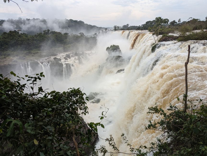 06.06.2022 Weiterflug nach Foz do Iguacu (Argentinische und Brasilianische Wasserfälle)