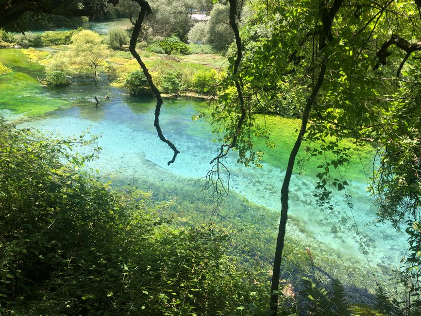The Blue Eye - natürliches Wasserquellen-Phänomen😳 - Albanien
