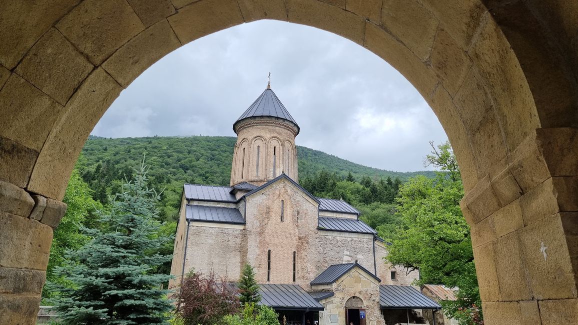Kvintvisi Monastery