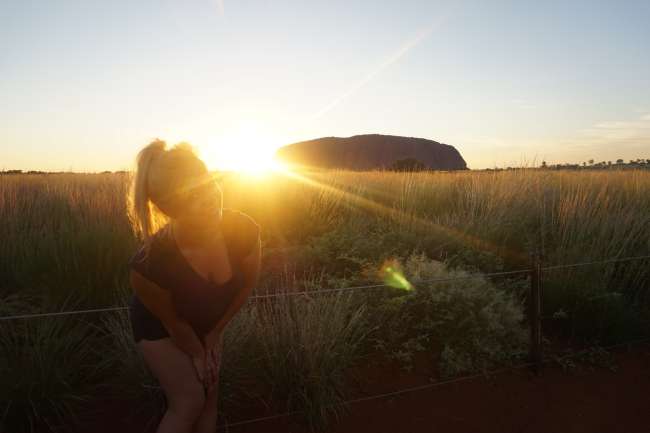 BERLIN CITY GIRLS IN THE OUTBACK
