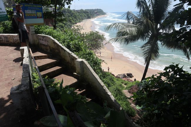 Welcome to Varkala Beach (Day 40 of our world trip)