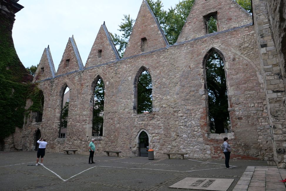 ruins of the Aegidienkirche