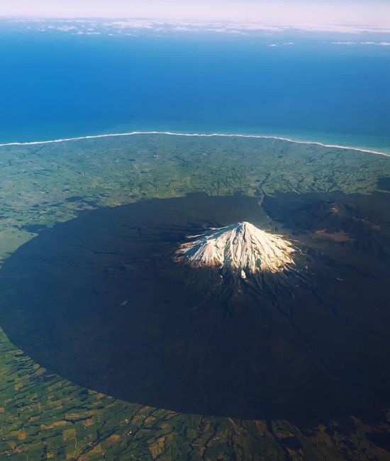 Mount Taranaki - Pouakei Crossing