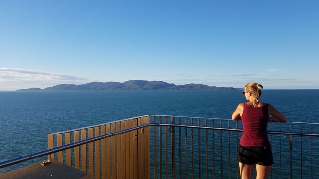 Kissing Point view of Magnetic Island