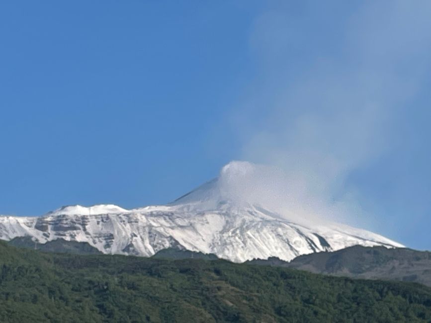What a fantastic view of Mount Etna!