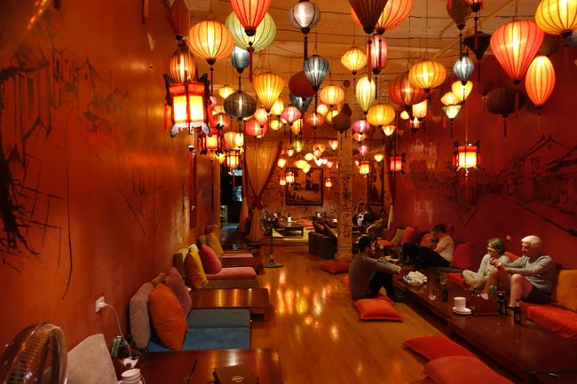 Favorite restaurant 'Lantern Lounge'