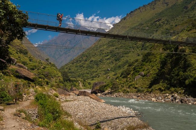 After several days of hiking, crossing airy suspension bridges no longer fazes us, as long as there are no mule caravans coming towards us.