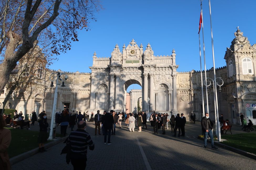 Eingang zum Dolmabahce-Palast