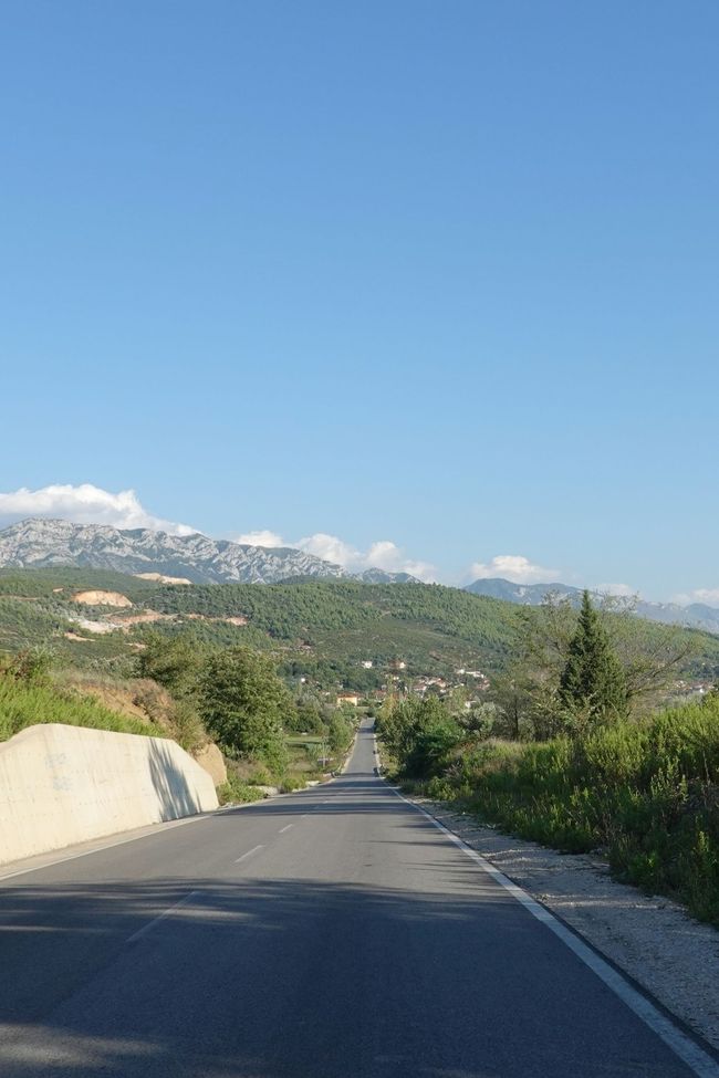 День 62–65. Черногория и Албания – Тирана.