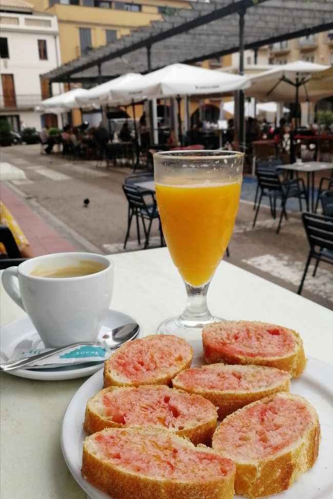One more traditional Spanish breakfast :)