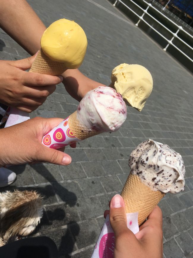 4 Kugeln Eis für fast 15€