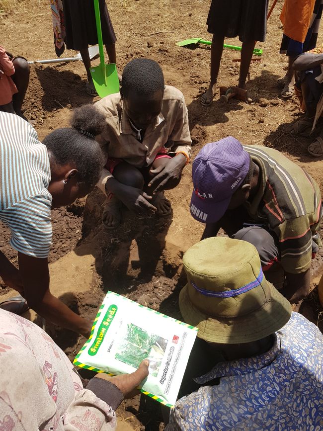 Training gegen die Dürre an der Grenze Ugandas