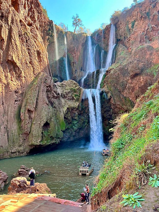 Die Wasserfälle von Ouzoud. Sie sind ein Anziehungspunkt für viele Touristen. Das Foto ist von Angelika.