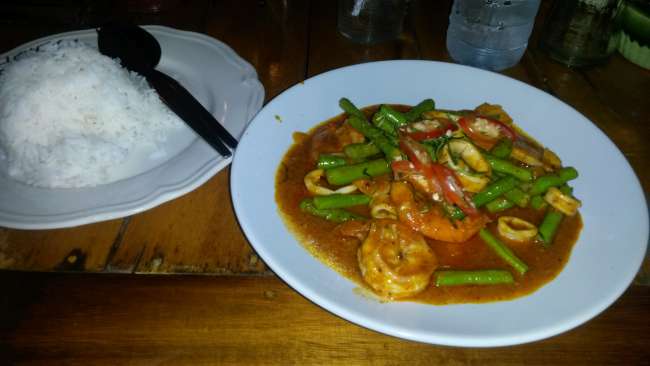 Prawns with steamed rice