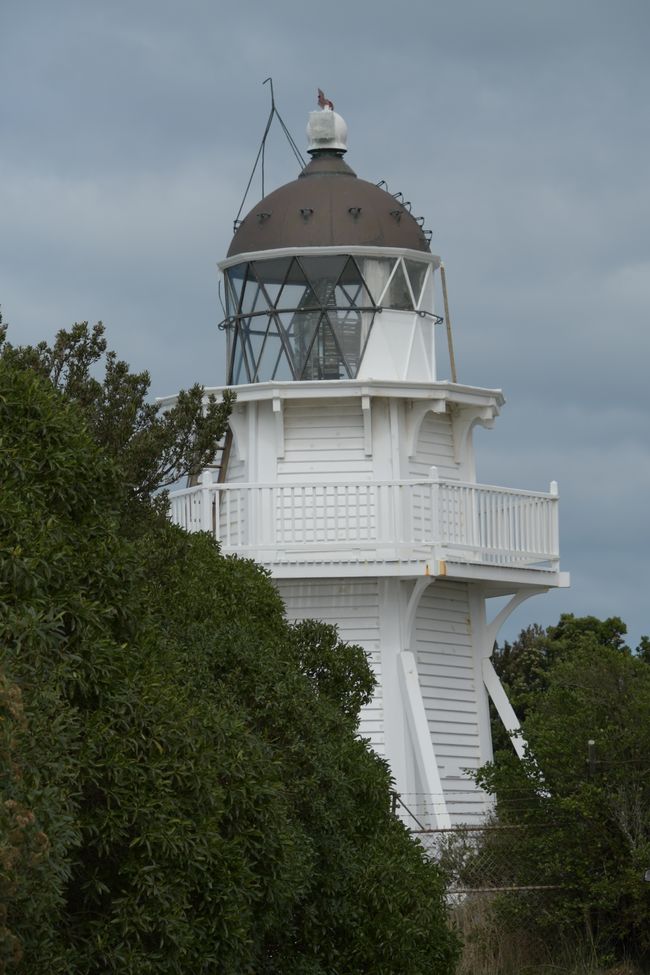 Moeraki - Katiki Point Lighthouse
