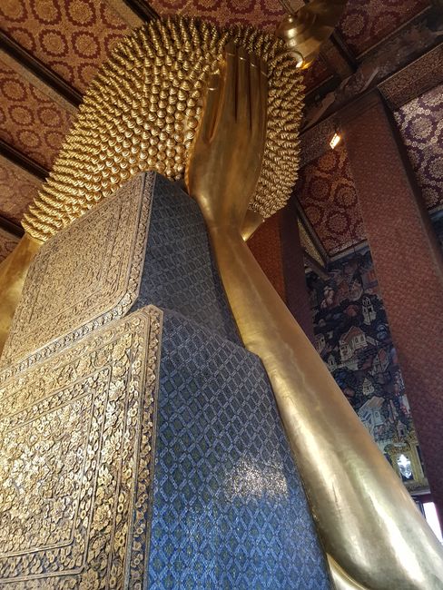 Wat Pho - Temple of the Reclining Buddha