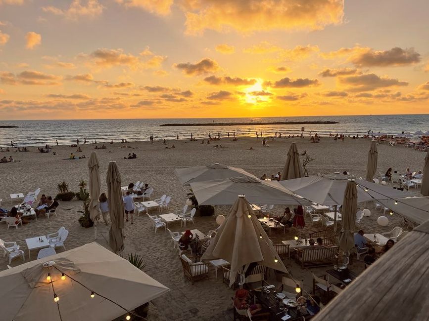 Ankunft und Jerusalem Beach
