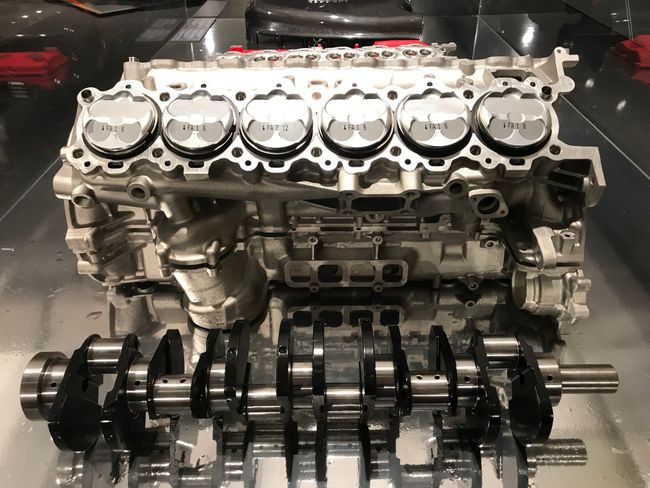 12 cylinders and camshaft