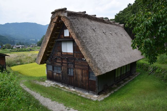 Ein "gasshou-zukuri" Haus