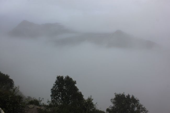 Ausblick vom Sungate - dort wäre also Machu Picchu