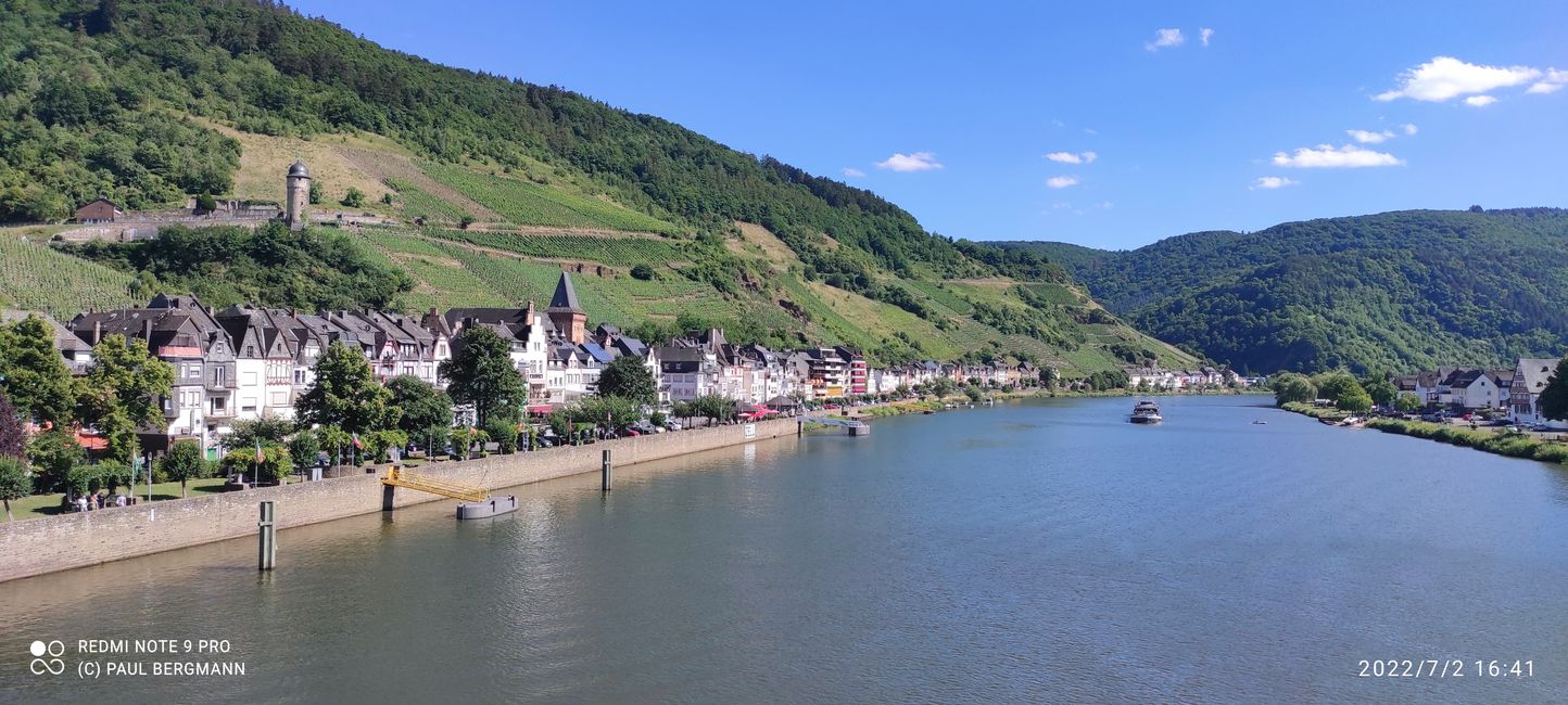 Visit the beautiful Moselle cities ZELL AN DER MOSEL, TRABEN-TRARBACH, BEILSTEIN (SCHLOSS METTERNICH) AND COCHEM