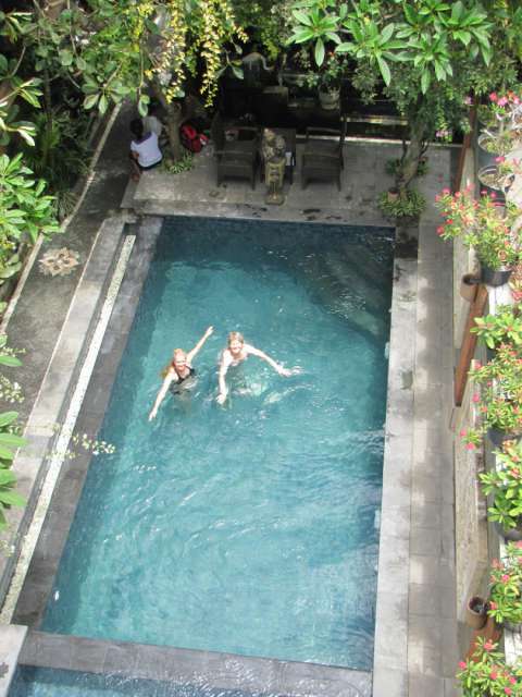 Zum Glück gibt's fast überall in Ubud ne Unterkunft mit Pool
