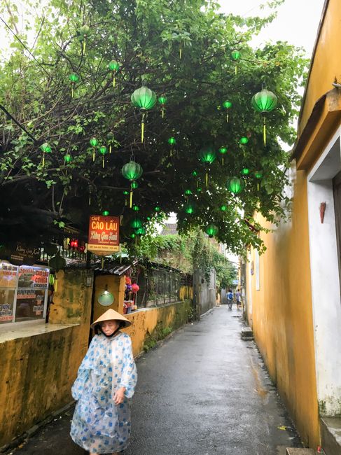 Nasty rain - from Hue to Hoi An (and Quang Ngai and Quy Nonh😜)