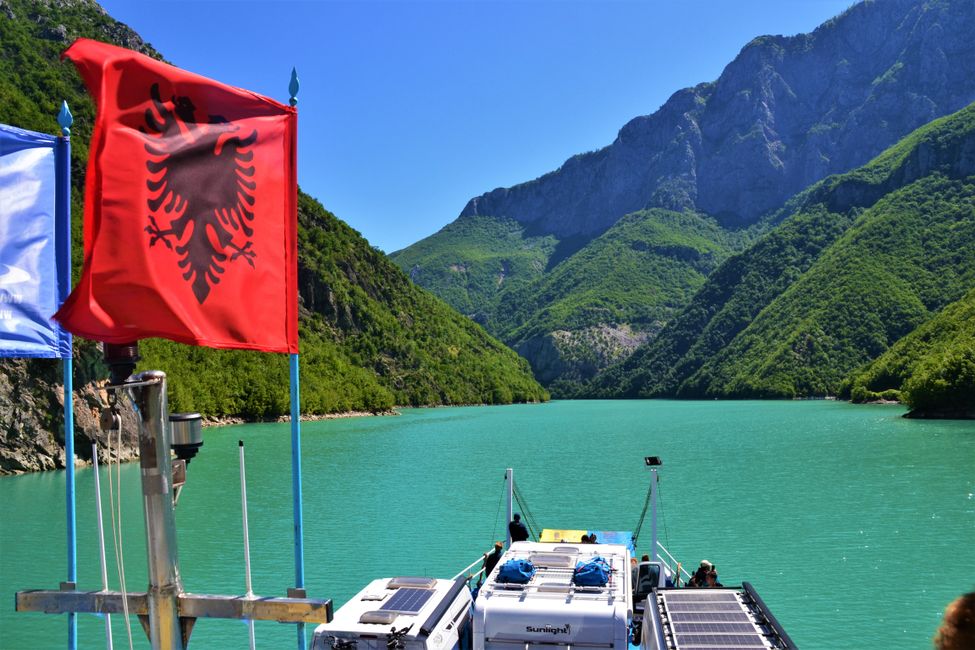 #130 Albanische Alpen und der Koman-See