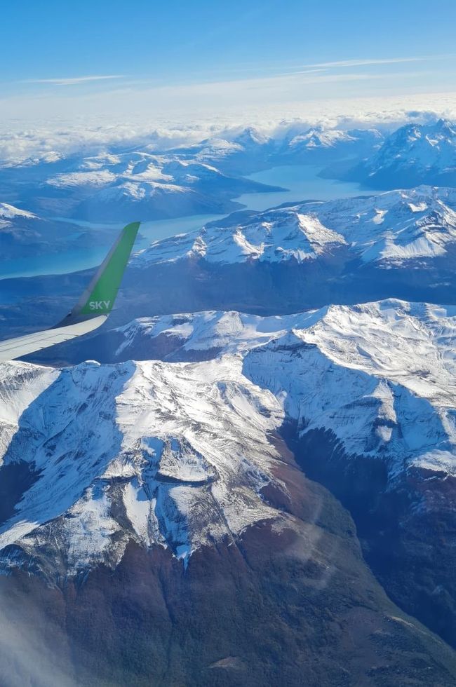 30/03/2023 - Flug von Puerto Montt nach Puerto Natales & Abendstunden / Chile