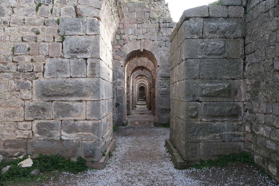 Gewölbekonstruktion, mit der das Trajaneum gestützt wurde