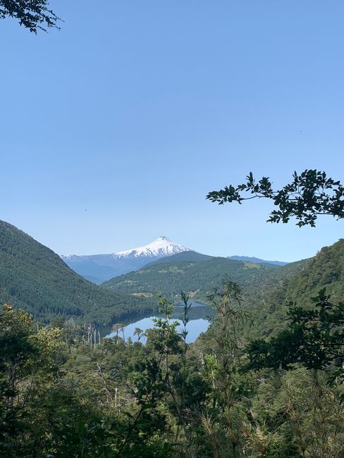 Blick vom Nationalpark Huerquehue auf den Vulkan Villarica