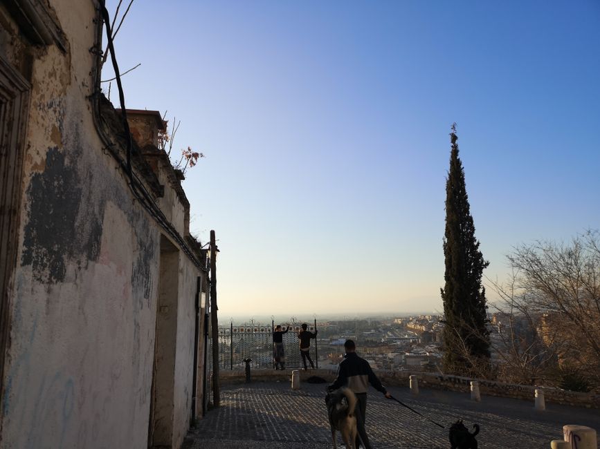 Everyday life in Granada