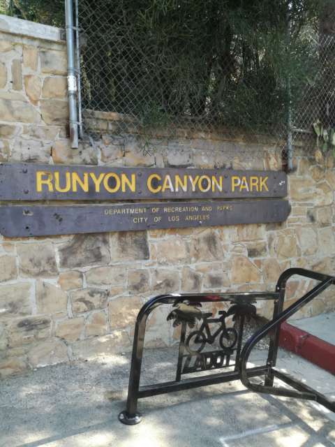 Runyon Canyon - Hiking at around 100°C