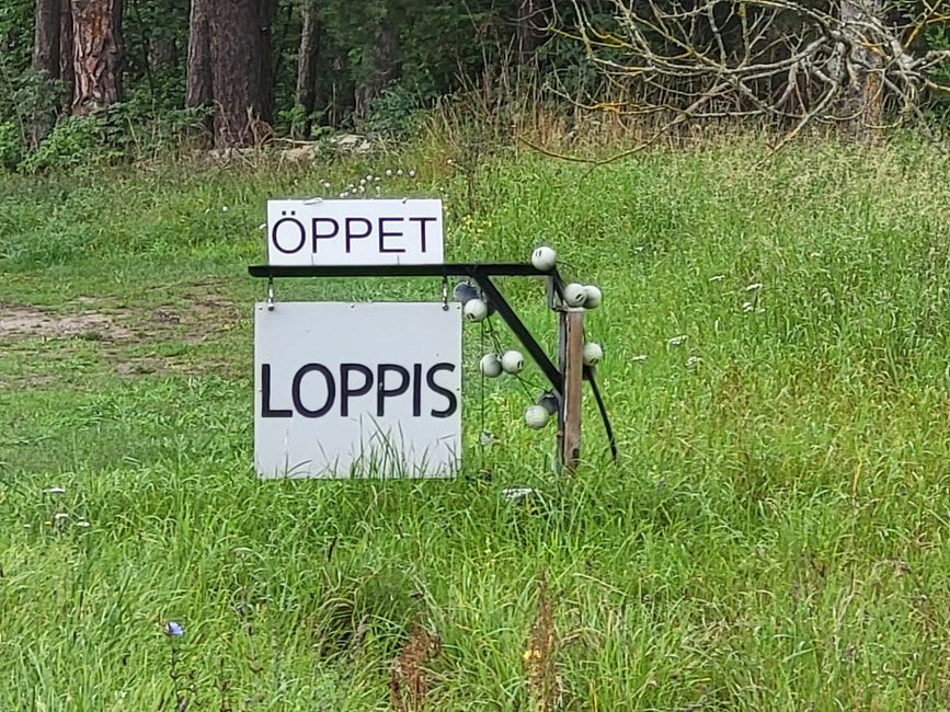 In the land of Loppis (Flea Markets)