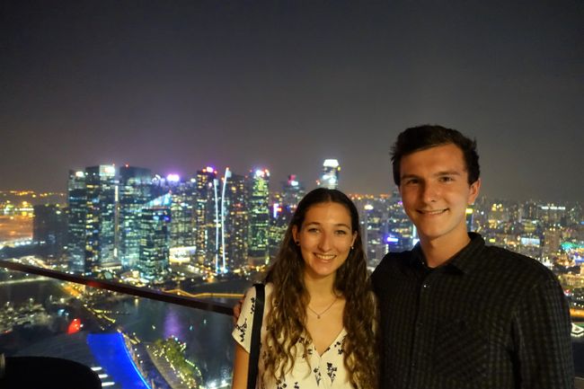 Giovanna+Florian & der Ausblick auf Singapur