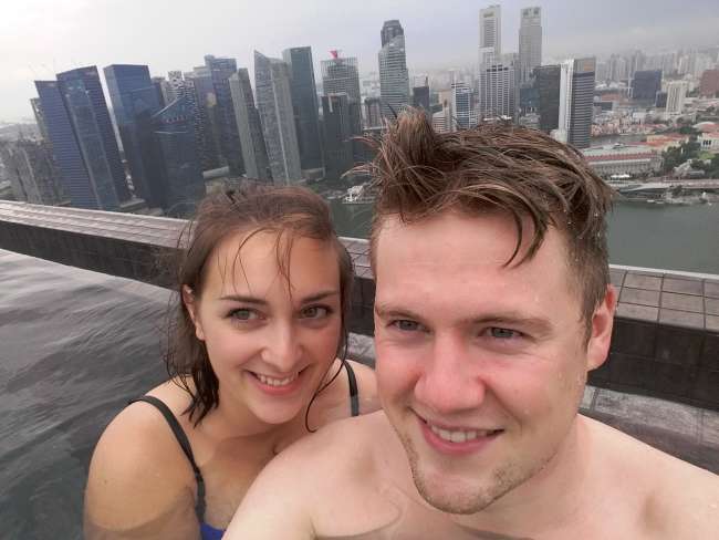 Singapore skyline from the skypool