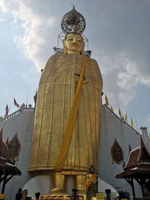 Standing Buddha 