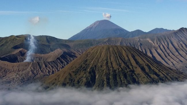 Vulkane, Natur-pur & ein neues Tattoo auf Jawa
