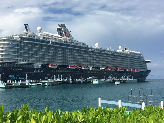 With the Mein Schiff 6 from New York to Jamaica-Ocho Rios