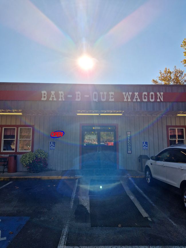 Bar-B-Que Wagon, Bryson City, NC