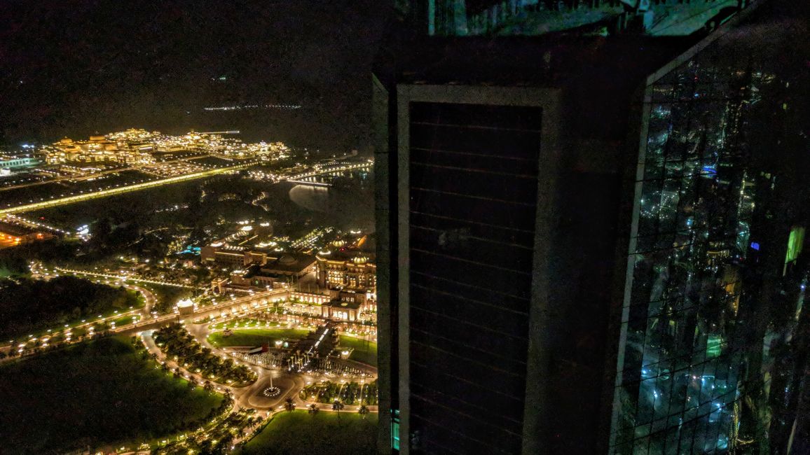 Day 9 (2018) Abu Dhabi: Yas Waterworld & Etihad Tower