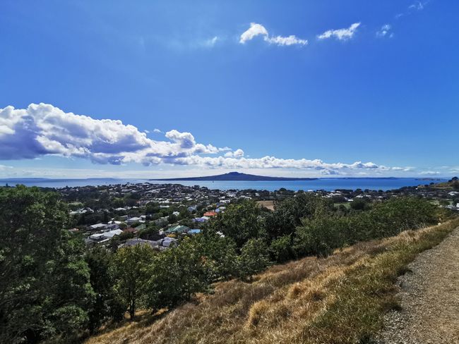 Piha-Henderson-Air Tenang