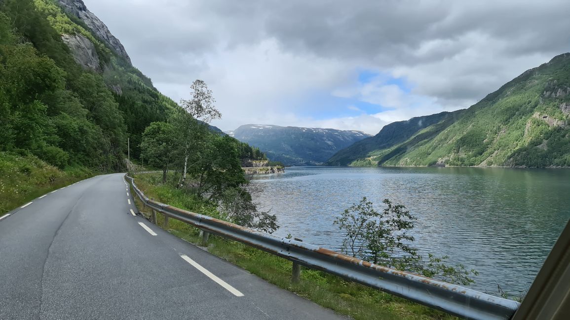 On the way to Røldal